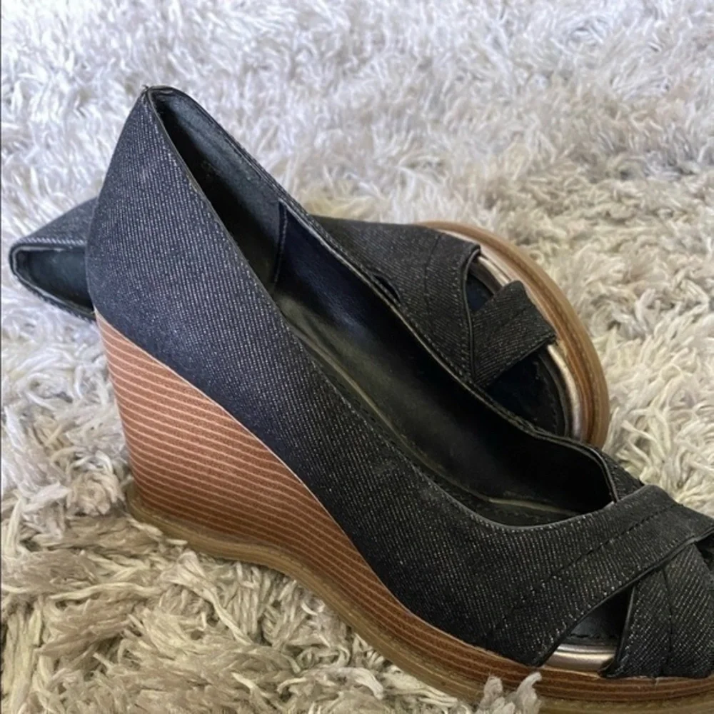 - American Eagle wedge heel dress slip on shoes size 7